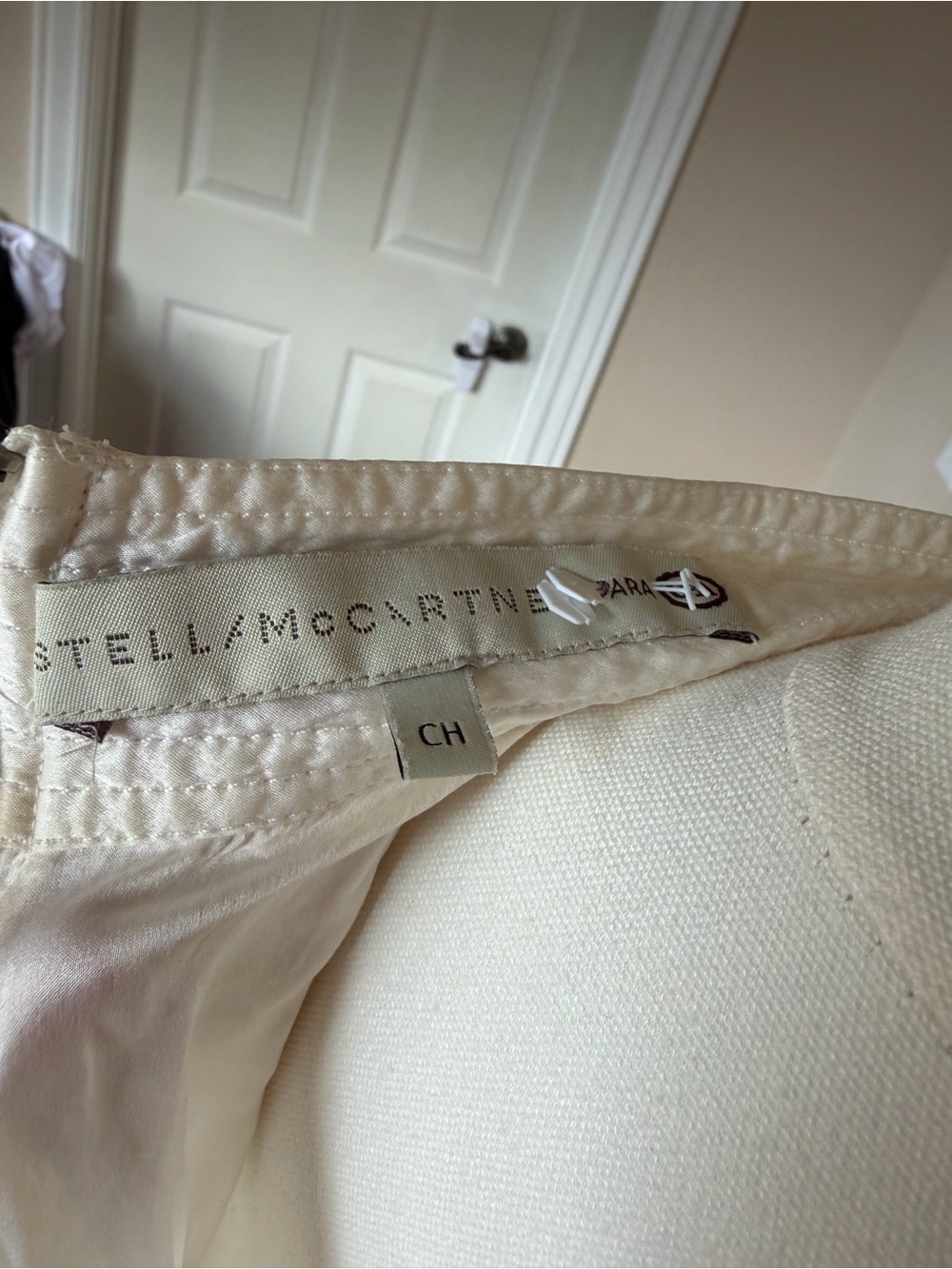 Stella McCartney for C&A 100% Silk Tie Neck Sleeveless Blouse Ivory - Picture 4 of 4